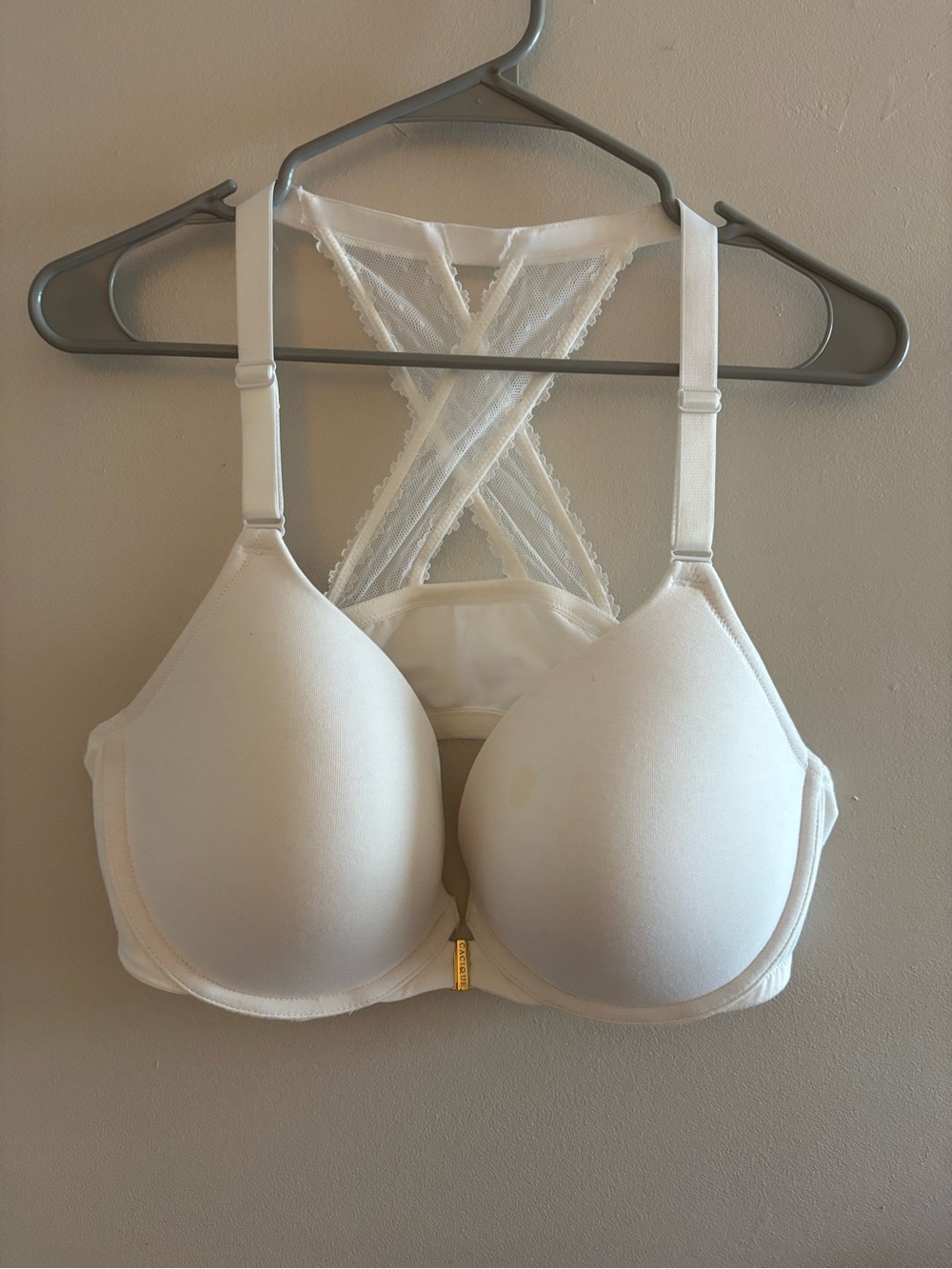 Cacique Front-Close T-Shirt Bra 42DD